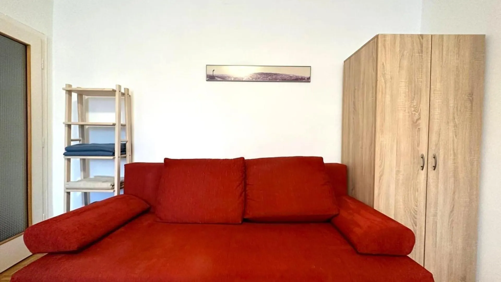 Apartment For 6 Near Schonbrunn , Cleaning Included  ウィーン