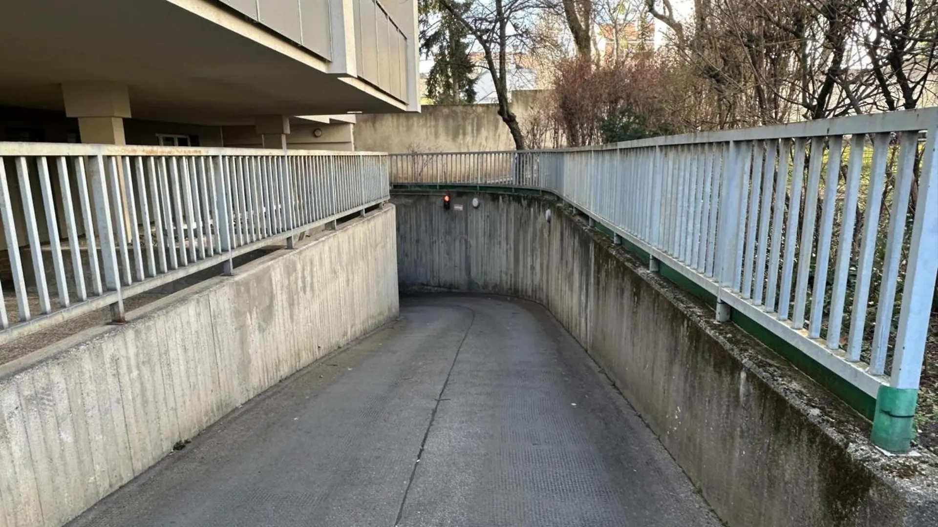 Apartment For 6 Near Schonbrunn , Cleaning Included オーストリア